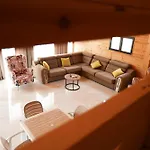 Posh 1 * كافاجي