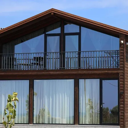 Vila Posh 1 *